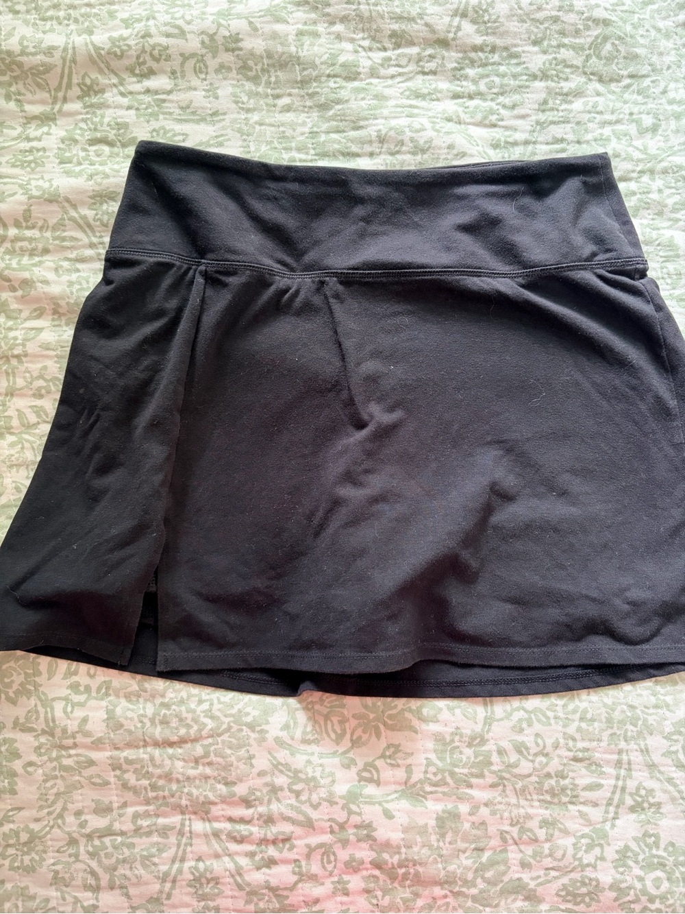 Old Navy Black High-Rise Active Skort